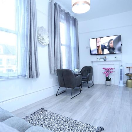 London Town Apartment- Lewisham Eksteriør billede