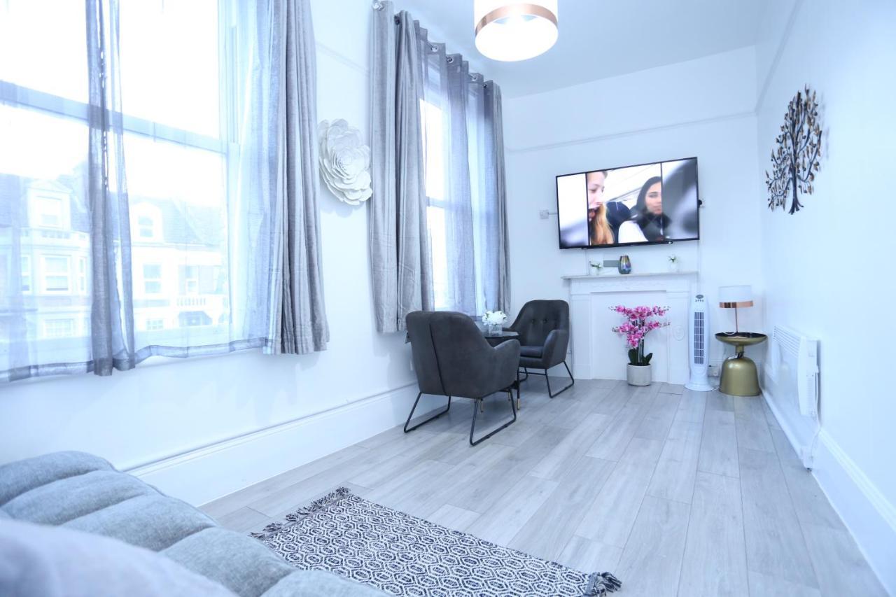 London Town Apartment- Lewisham Eksteriør billede